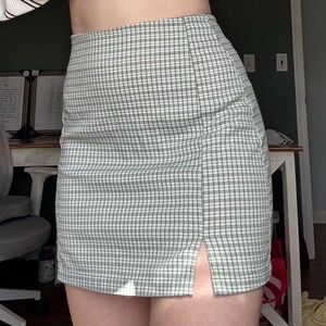 John Galt Brandy Melville Cara skirt size small high waisted green plaid